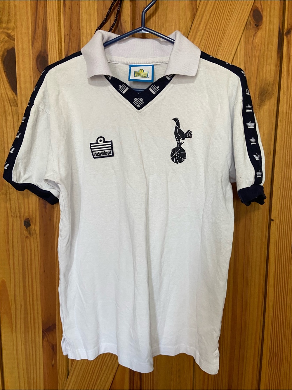 Tollenham Hotspur Home Football 1977-1980  Navy Trim and Embroidered Crest